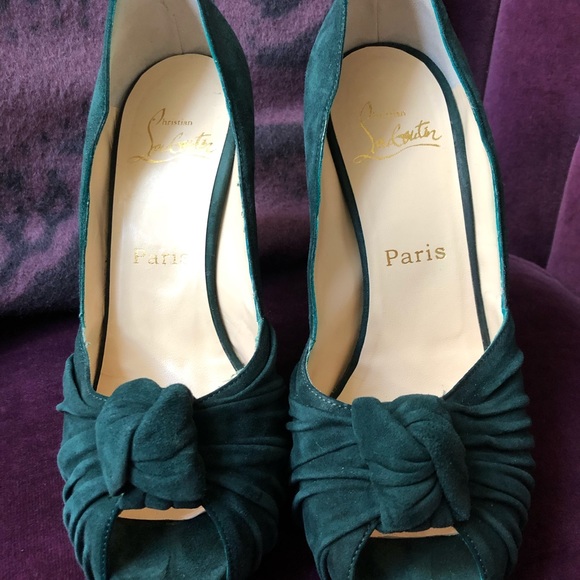 Christian Louboutin Forest Green suede pumps 37.5 - Picture 6 of 8
